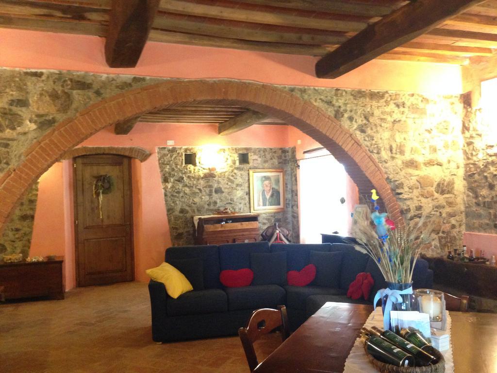 Agriturismo Colle Donatucci Hostal Castagneto Carducci Exterior foto